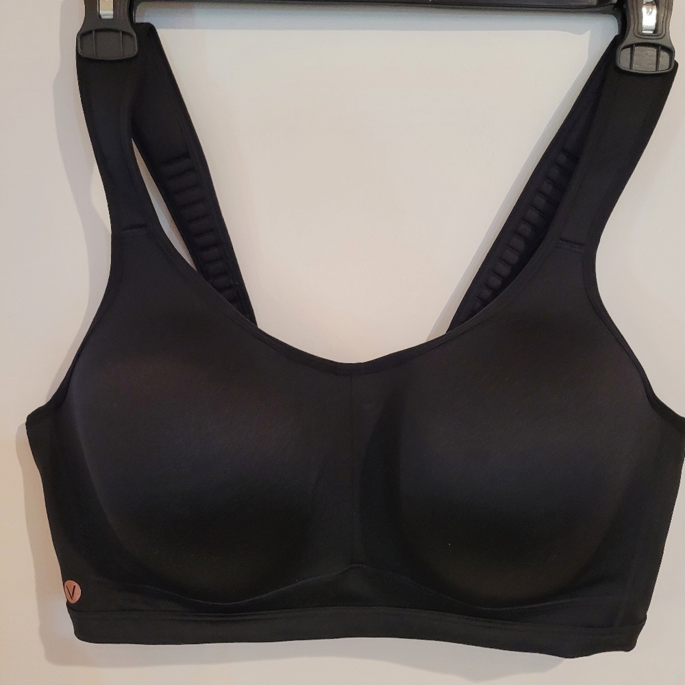 LIVI 42DDD Black Underwire sports bra